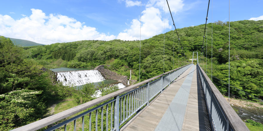 どきどき絶景スリル「やまびこ吊り橋・横川渓谷」